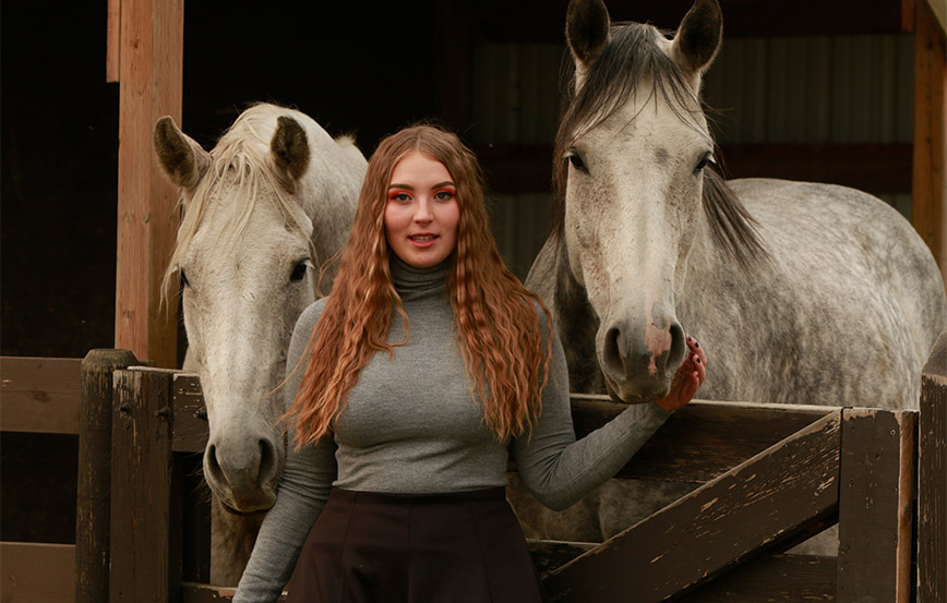 Why should you hire an equine photographer?